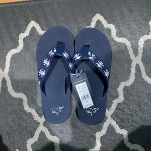 New Vineyard vine flip-flops size 9 men’s